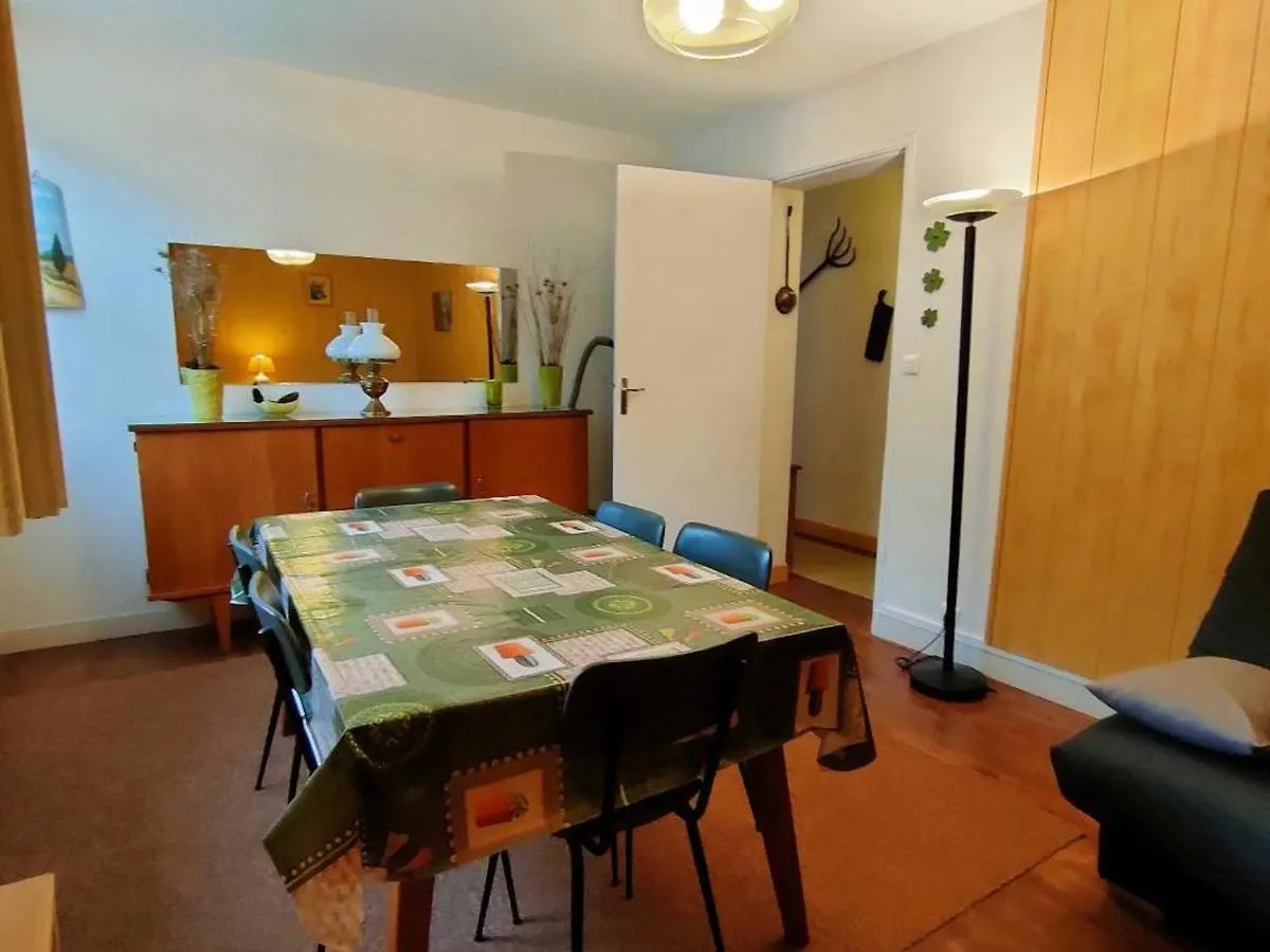 Appartement T3 Pres Telecabine Et Commerces, 6 Pers, Parking - Fr-1-234-208 Cauterets 0*,  France
